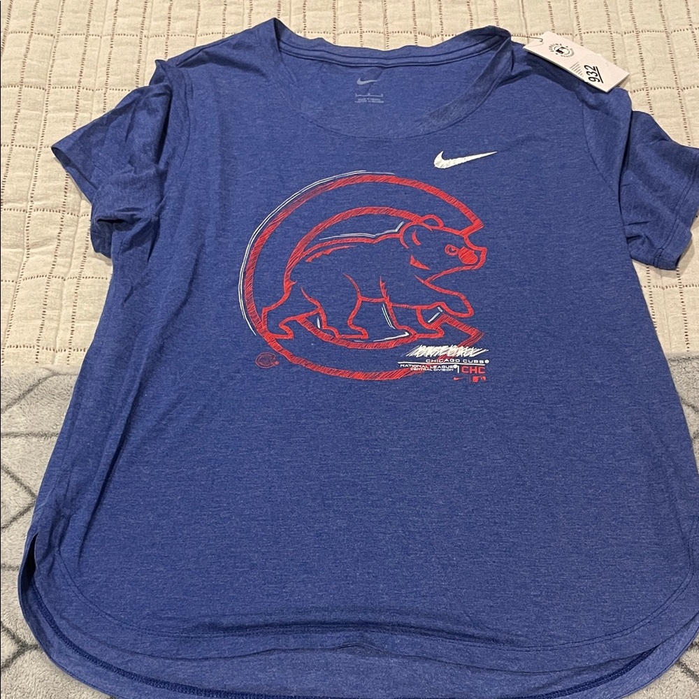 Nike Chicago Cubs Bear Logo T-Shirt